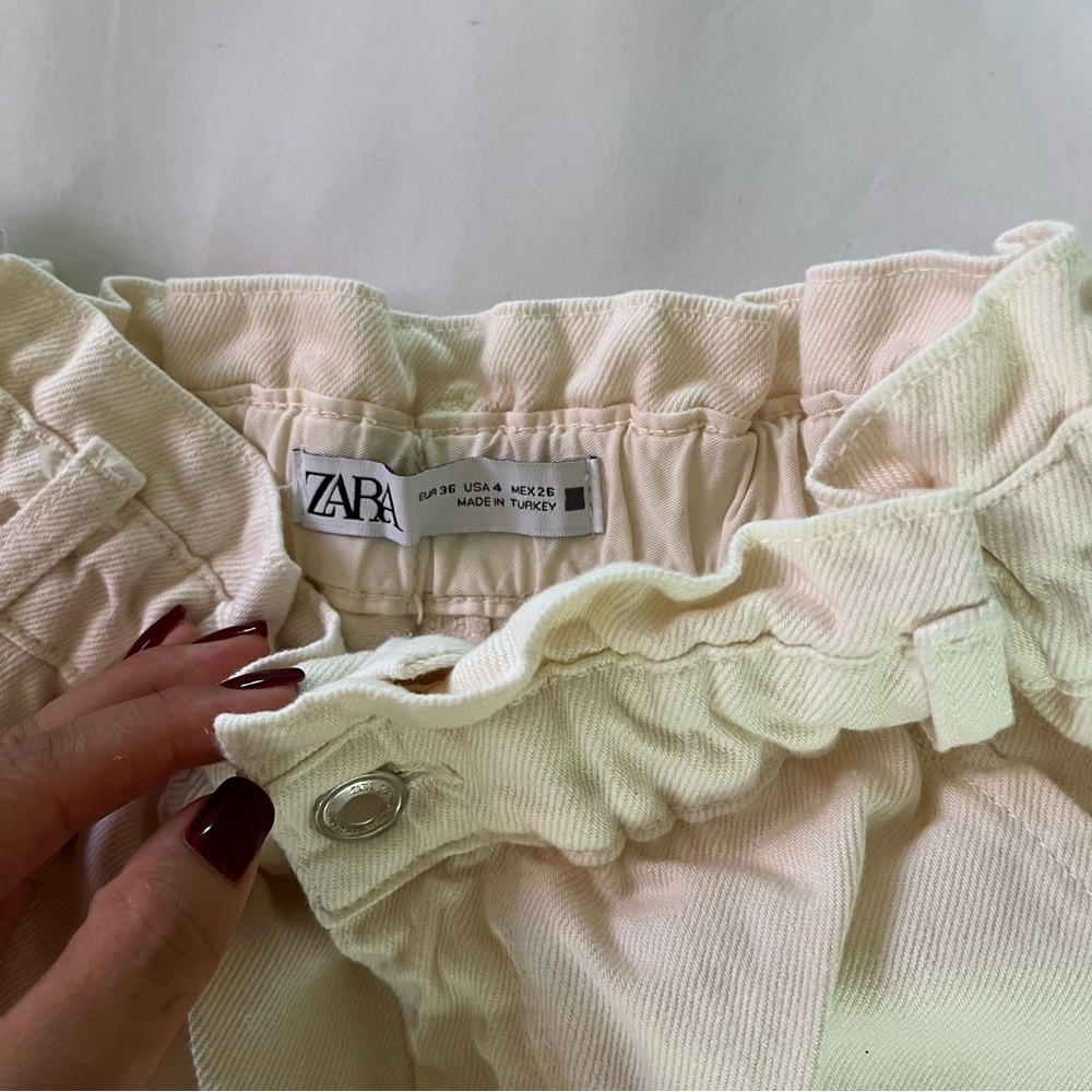 Zara High Waisted, Cream pants - Picture 4 of 4